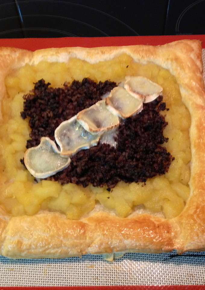 Una foto de Morcilla de Burgos en pastel