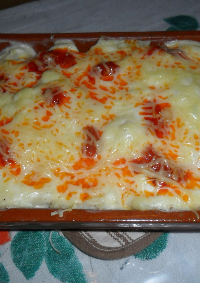 Una foto de Coliflor gratinada con salsa bechamel y sobrasada