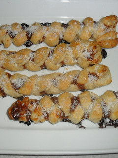 Foto principal de Trenzas de hojaldre con dulce de leche