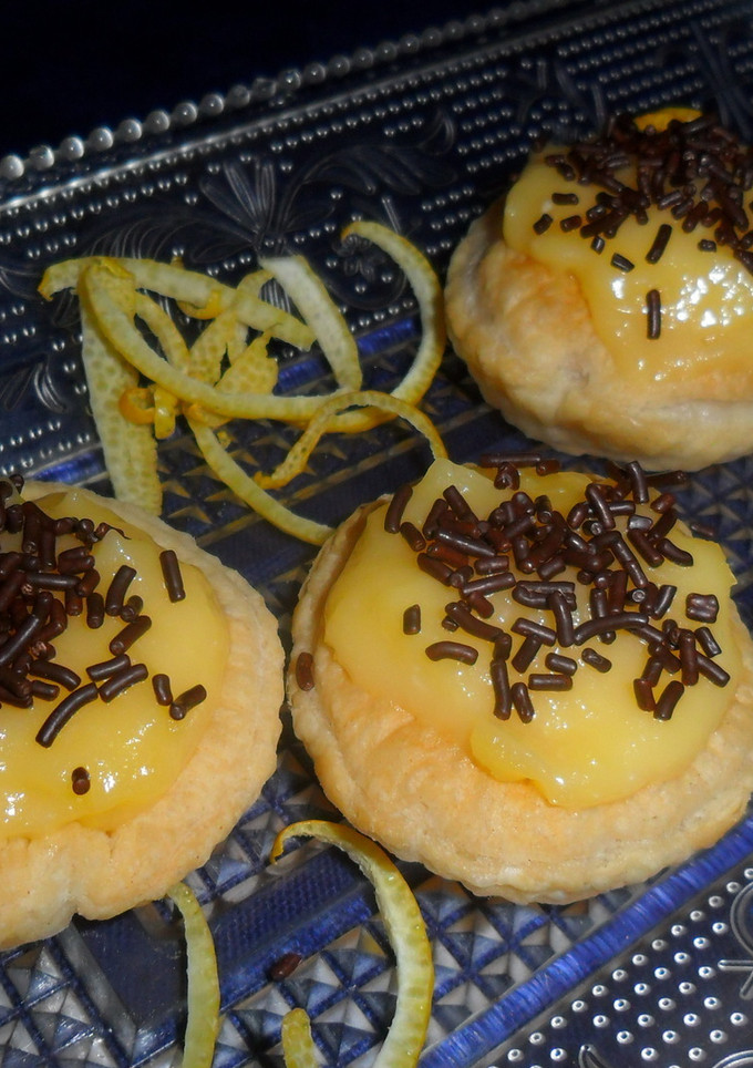 Una foto de Tarteletas con crema de limón