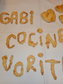 Una foto de Chipá con cuatro quesos