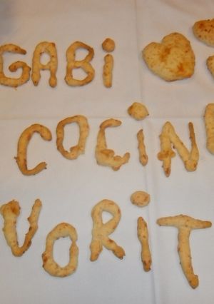 Una foto de Chipá con cuatro quesos