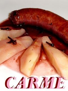 Una foto de Butifarras al vino tinto con peras
