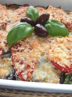 Una foto de Gratinado de berenjenas con pimientos de piquillo