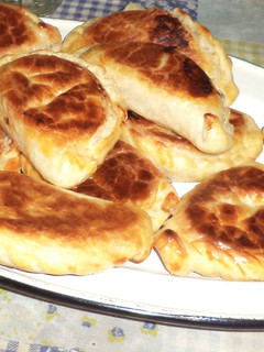 Una foto de Empanadas de jamón y queso rápidas