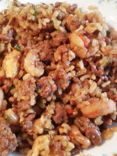 Una foto de Arroz chino con carne
