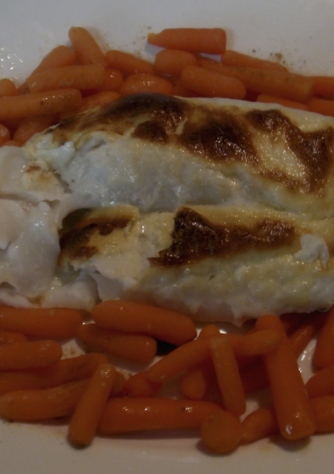 Una foto de Bacalao al horno con salsa de ajo