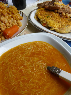 Una foto de Cocido Madrileño con relleno