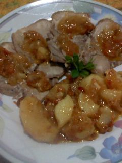 Una foto de Lengua con salsa portuguesa