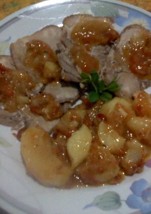 Una foto de Lengua con salsa portuguesa
