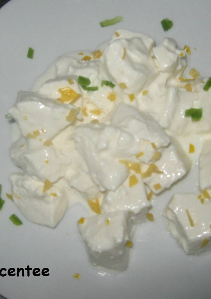 Una foto de Mozzarella con crema de limón