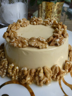 Una foto de Flan de café con nueces