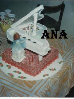 Una foto de Torta decorada El piano
