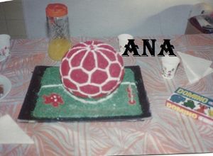 Una foto de Torta decorada pelota de futbol
