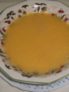 Una foto de Crema de calabaza con queso Havarti Light