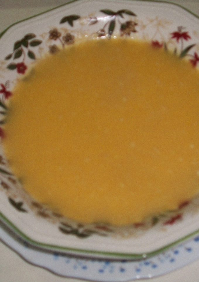 Una foto de Crema de calabaza con queso Havarti Light