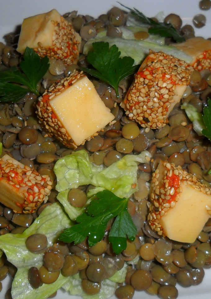 Una foto de Lentejas con queso y sobrasada