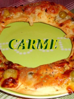Una foto de Rosca pizza de jamón y quesos