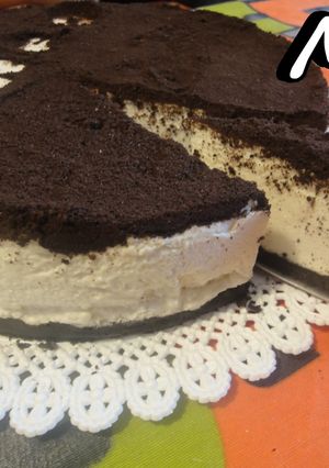 Una foto de Cheesecake de galletas Oreo