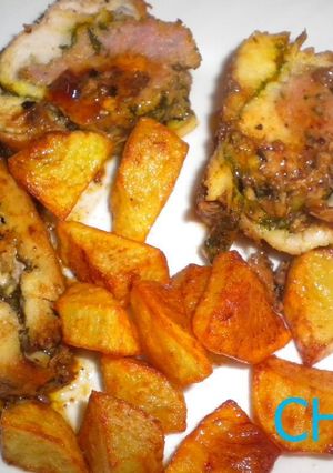 Una foto de Pechuga de pollo rellena de chorizo blanco