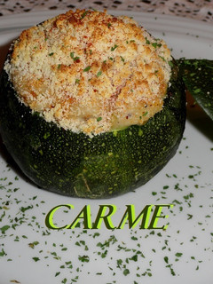 Una foto de Calabacín redondo relleno de bacalao