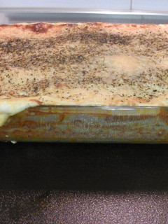 Una foto de Lasaña con salsa boloñesa
