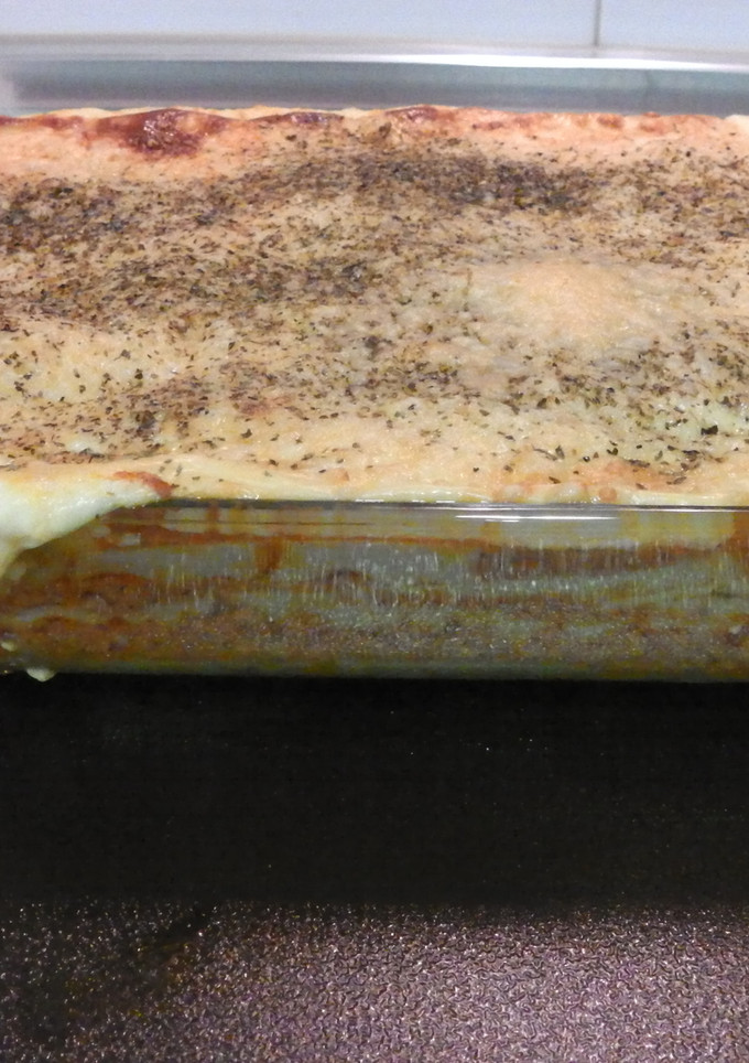 Una foto de Lasaña con salsa boloñesa