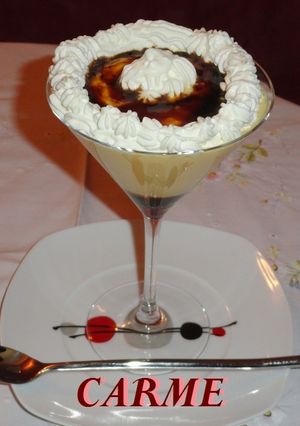 Una foto de Mousse de mango con queso