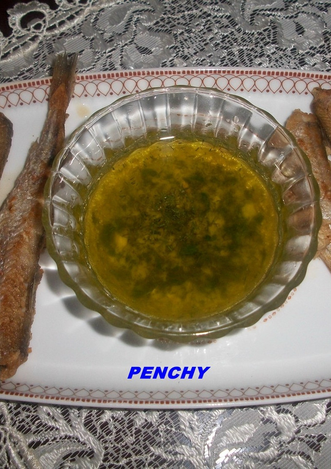Una foto de Salsa de mojo verde al eneldo para pescados
