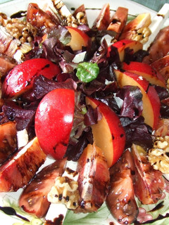 Una foto de Ensalada roja de invierno
