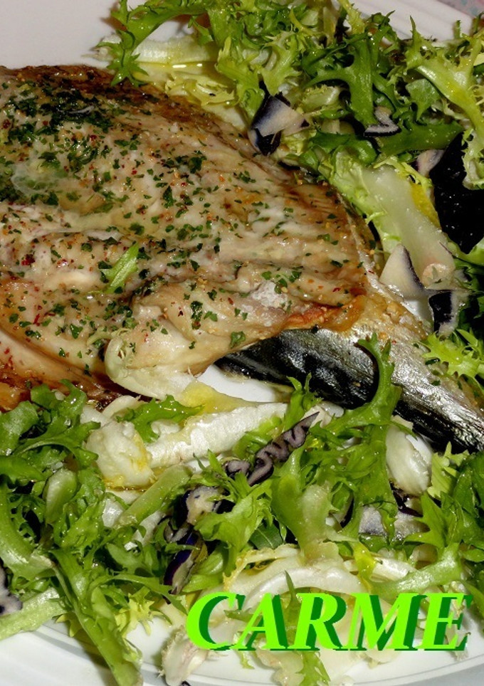 Una foto de Caballa asada en el horno