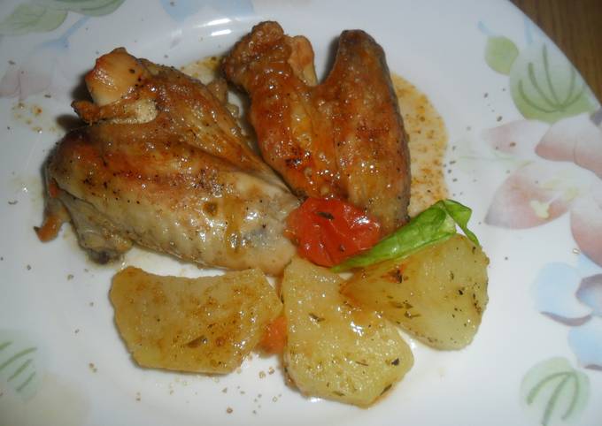 Alitas de pollo a la cola con patatas caramelizadas Receta de Gabriela  Diez- Cookpad