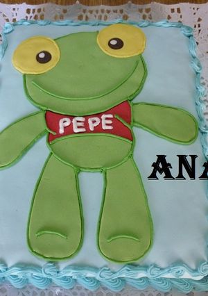 Una foto de Torta cumpleaños sapo Pepe