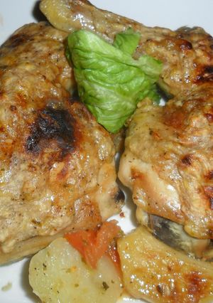 Una foto de Pollo asado con crema de plátanos