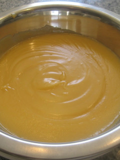 Una foto de Crema de yema para tartas y pasteles