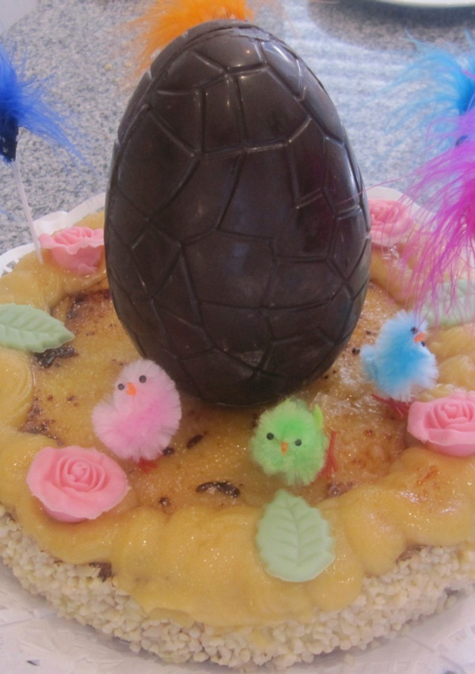 Una foto de Pastel yema tostada