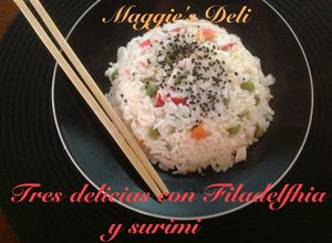 Una foto de Tres delicias con queso crema y surimi
