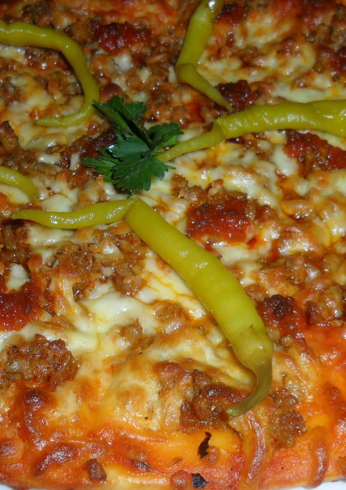 Una foto de Pizza especial con sobrasada
