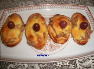 Una foto de Pulguitas de atún ali oli gratinadas