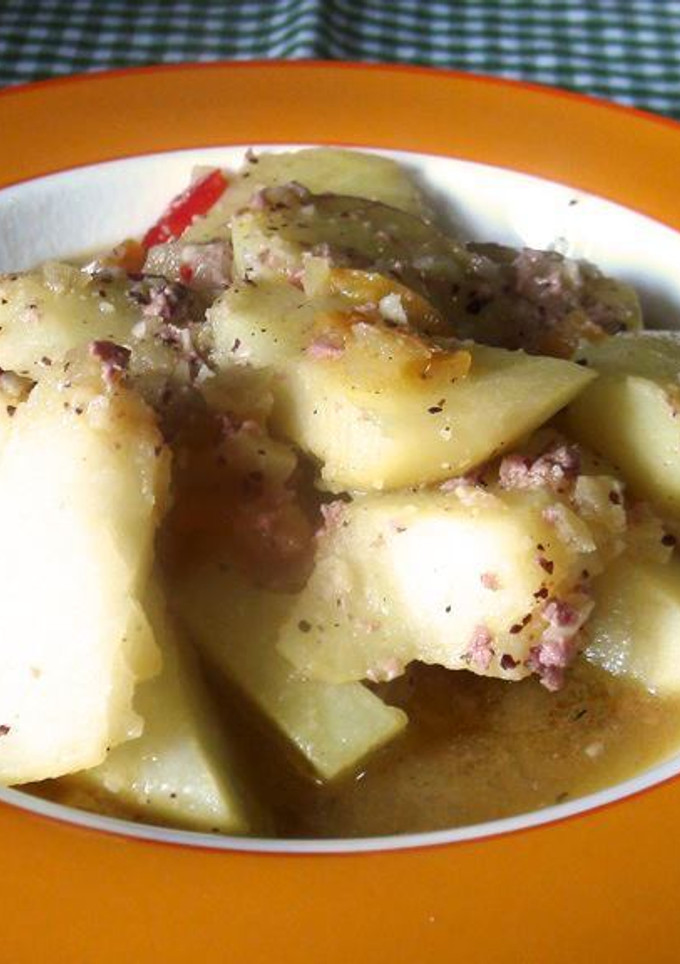 Una foto de Papas guisadas con mi-cuit de foie