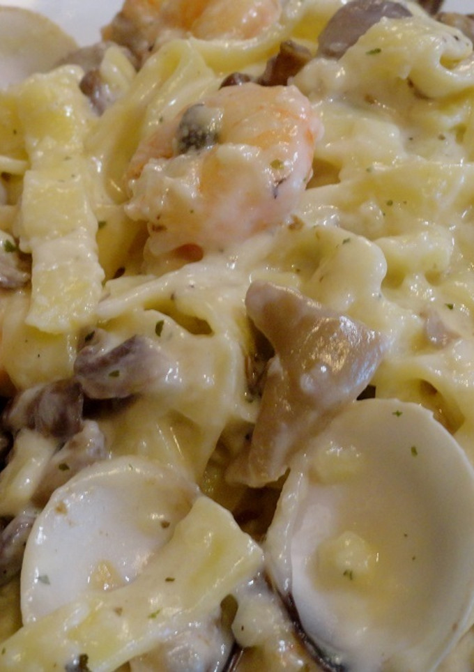 Una foto de Fetuccini al Albariño