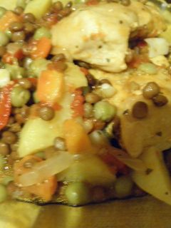 Una foto de Carne de ternera con guisantes y papas