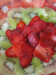 Una foto de Carpaccio de frutas a la vainilla