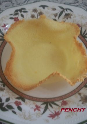 Una foto de Cómo hacer tulipas de queso rallado