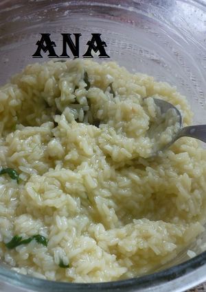 Una foto de Arroz hervido casero microondas