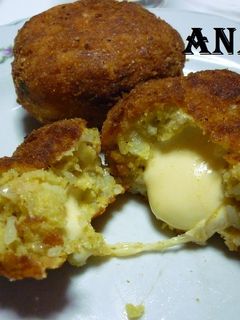 Una foto de Croquetas de arroz y verduras rellenas
