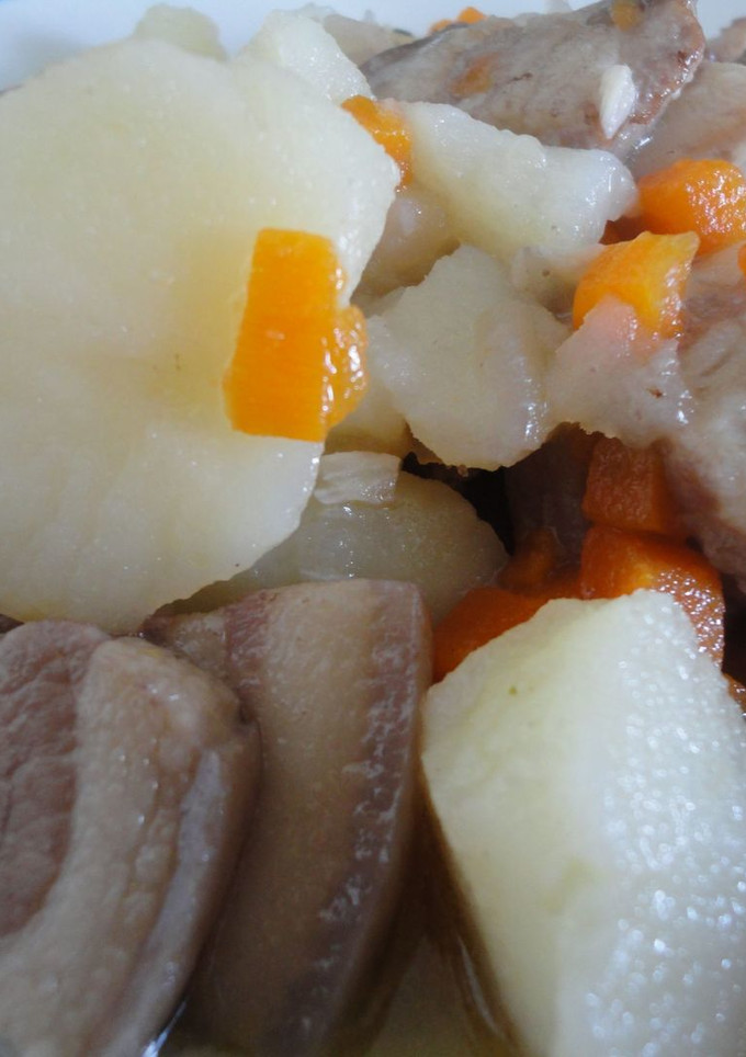 Una foto de Guiso de panceta fresca