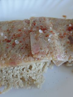 Una foto de Tosta de chicharrones
