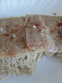 Una foto de Tosta de chicharrones