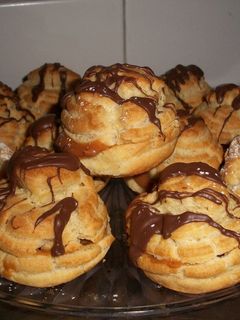 Una foto de Profiteroles fáciles
